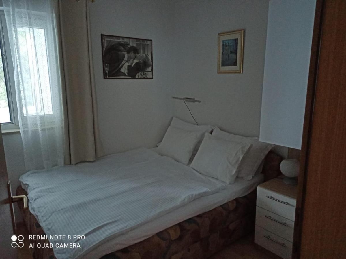 Apartman Robertino 1966 Makarska Eksteriør billede