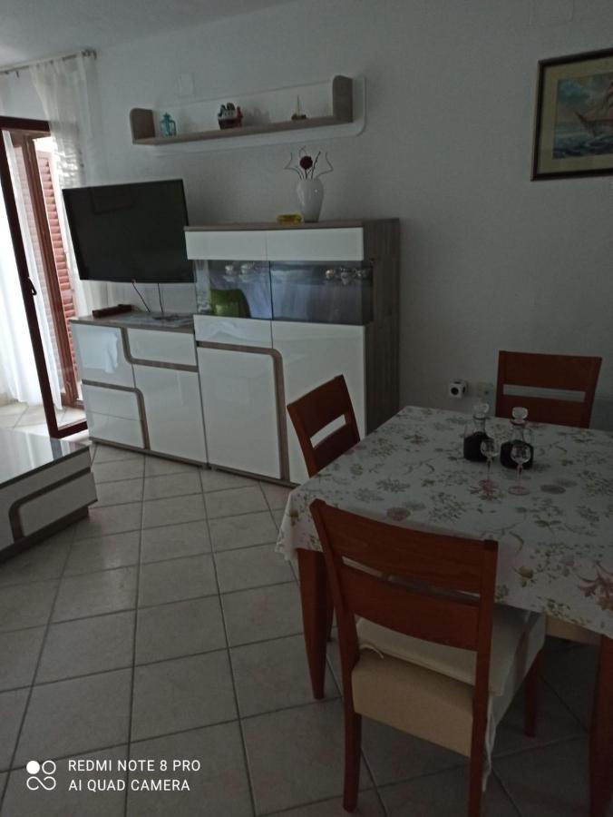 Apartman Robertino 1966 Makarska Eksteriør billede